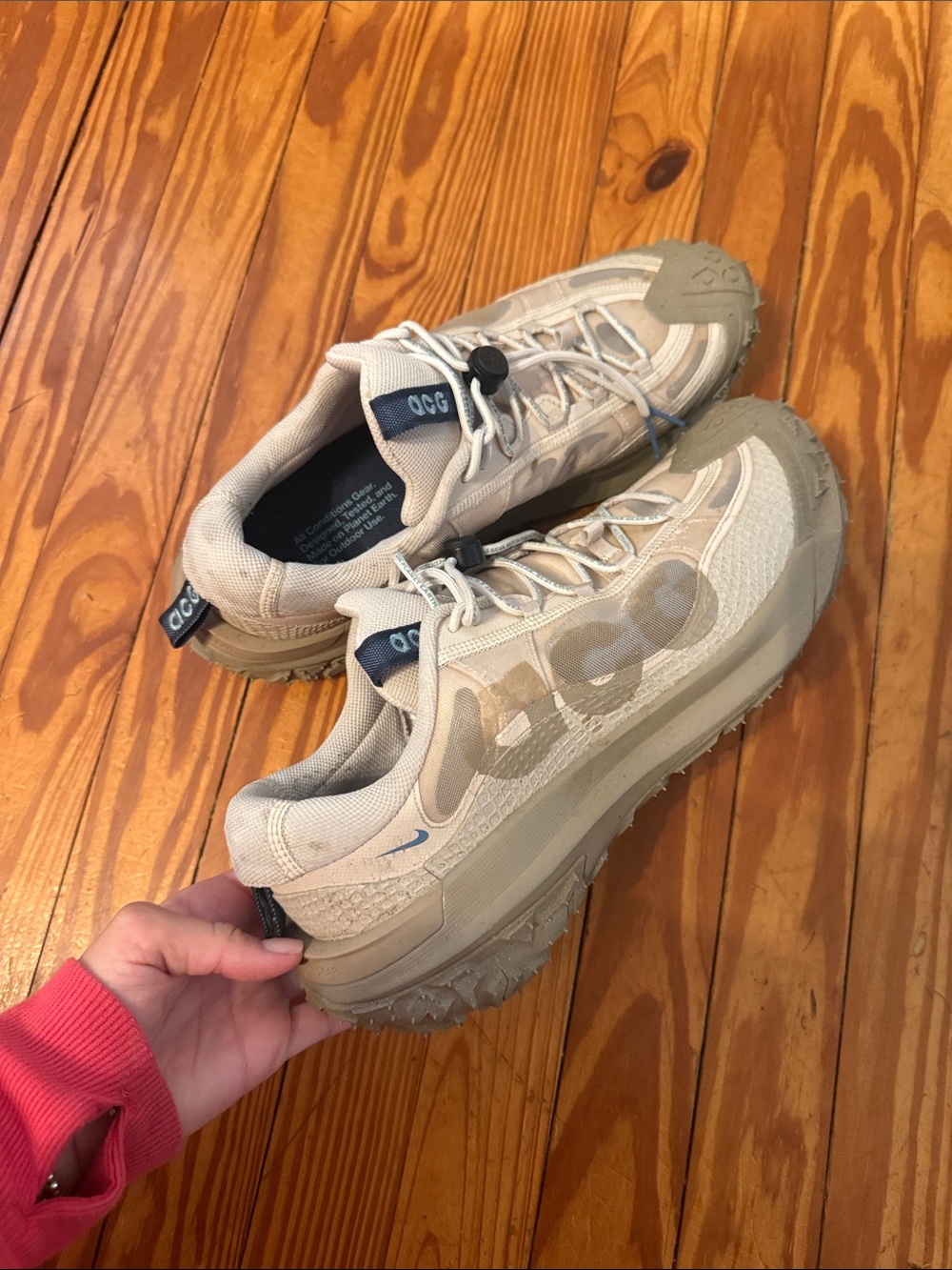 Nike ACG Men's Beige and Tan Trail Sneakers